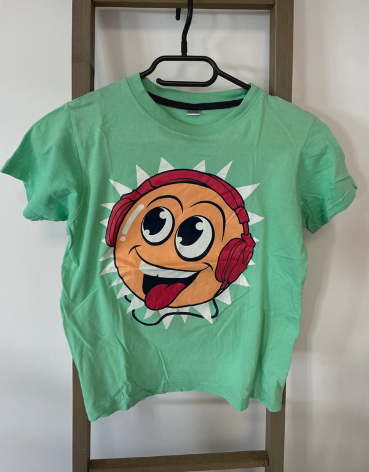 Tshirt vert smiley écouteur, Zeeman, 9/10 ans