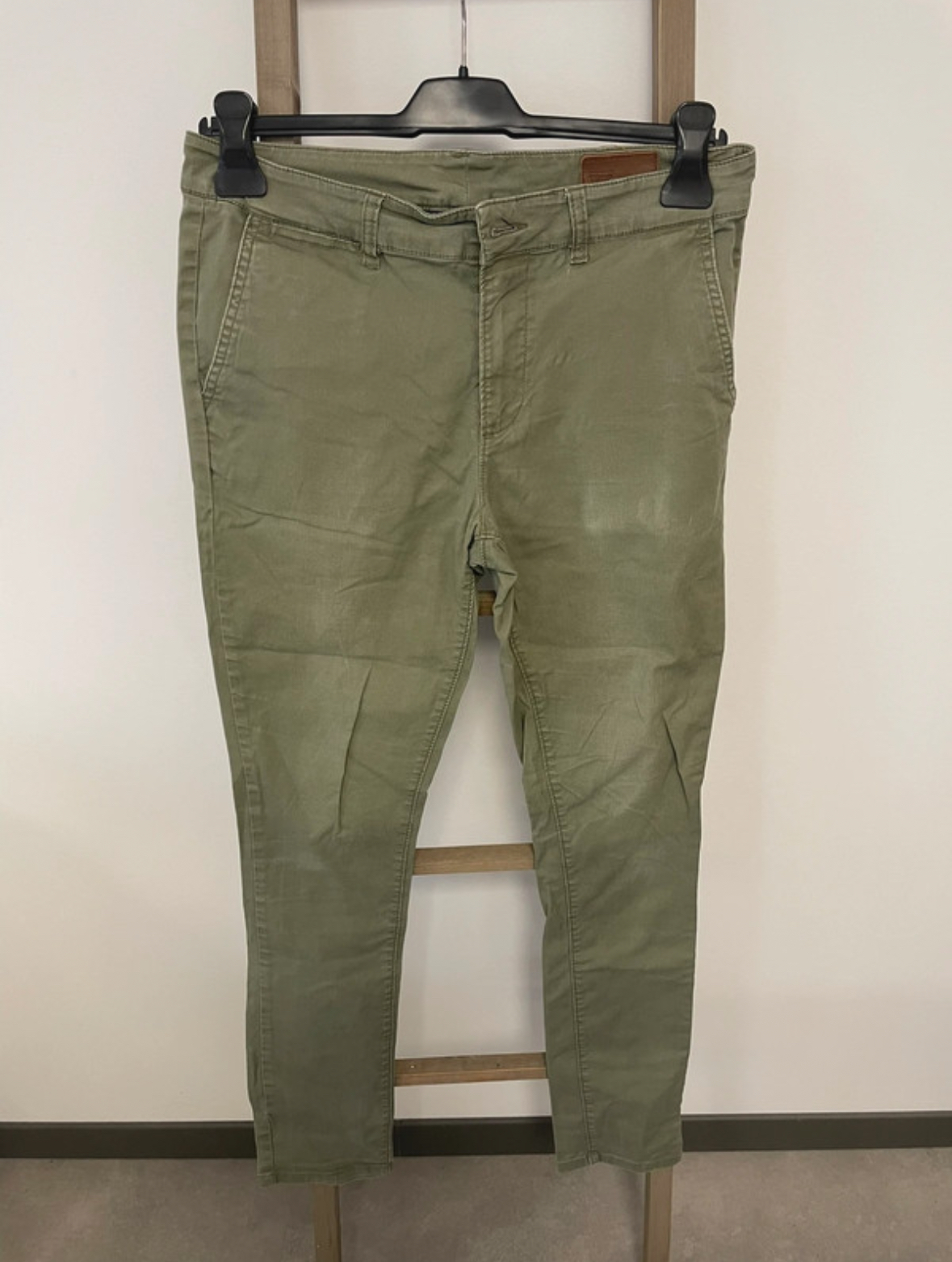 Pantalon carrot, kaki, Asos, W29L32
