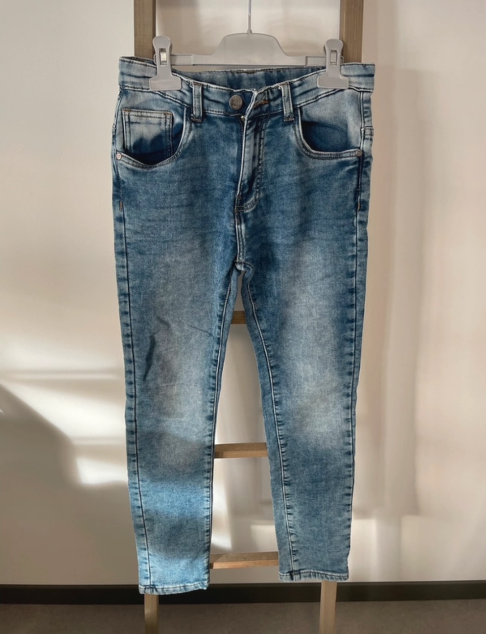 Jean bleu clair, slim, delavé, Zeeman, 158 cm