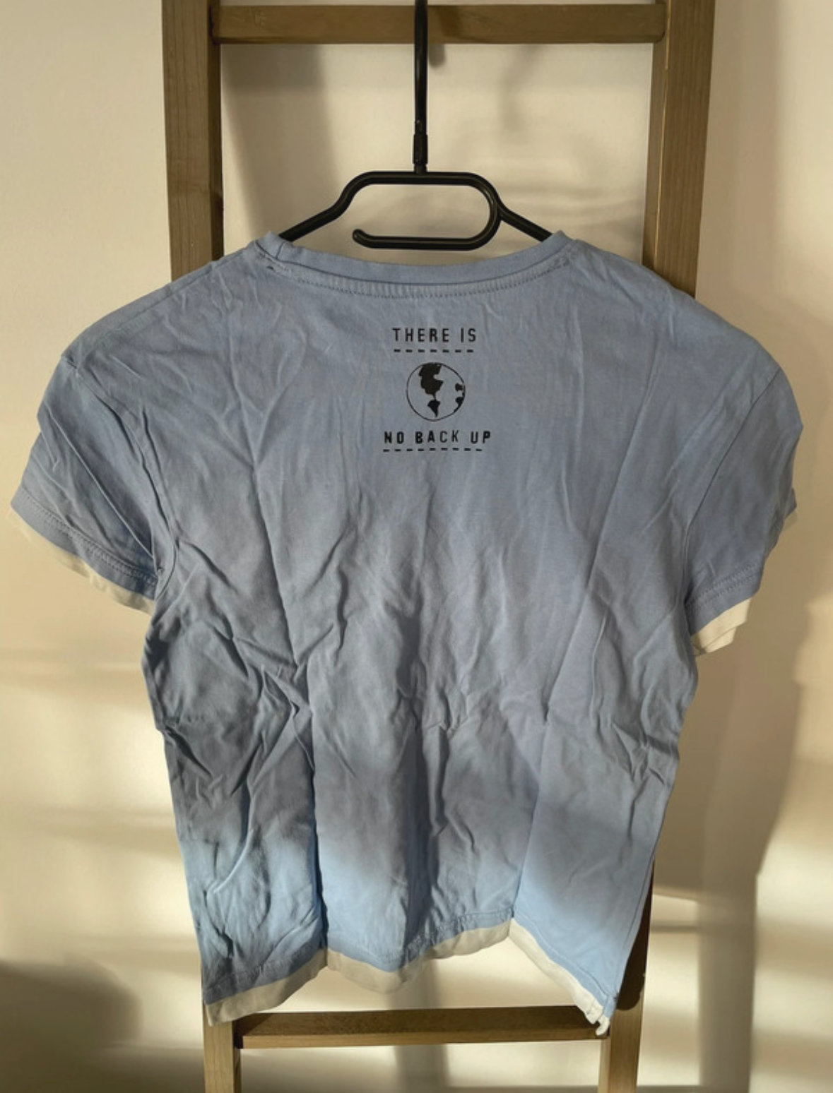 VGIR67 TSHIRT BLEU TERRE KIABI 12 ANS DOS