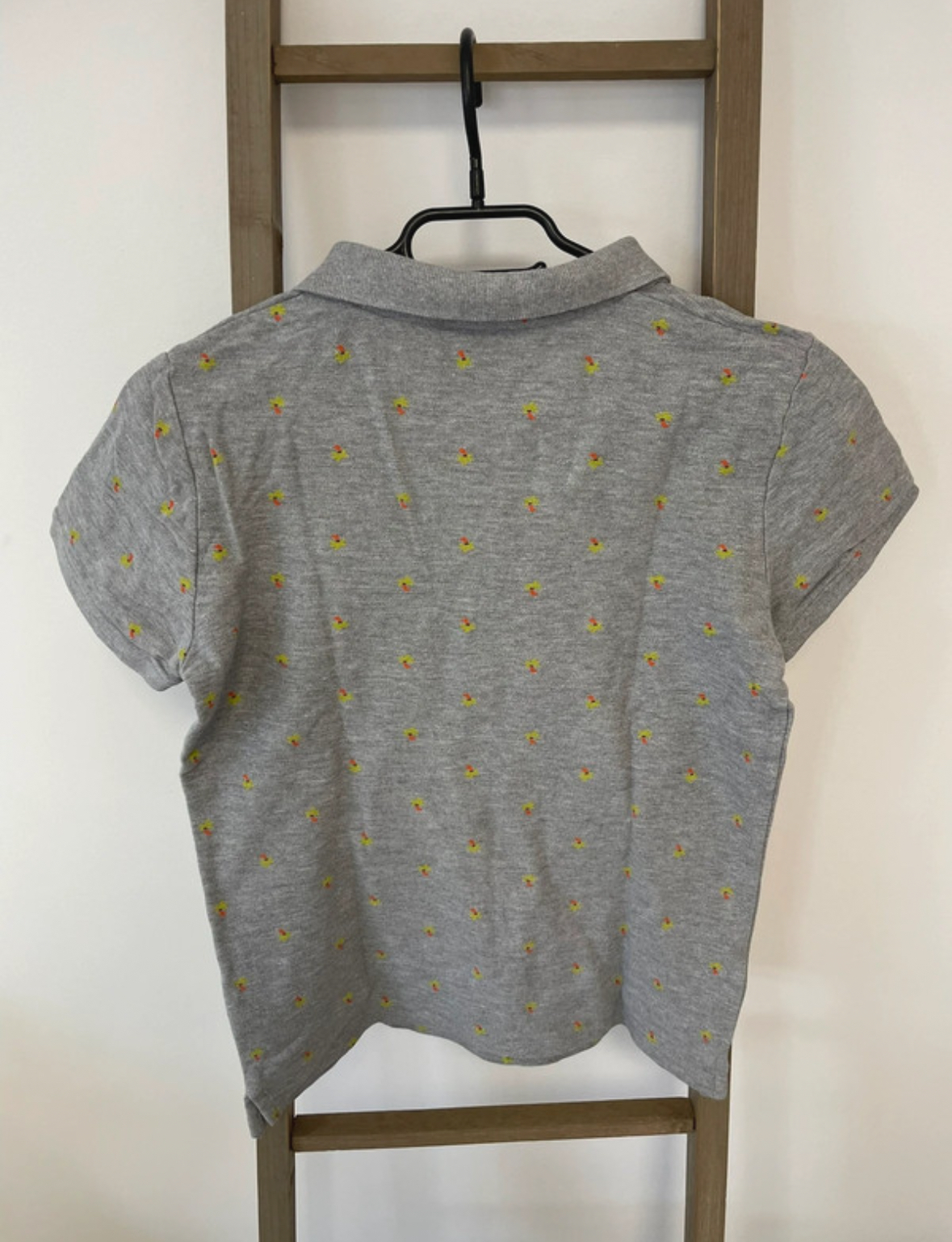 VGIR104 POLO GRIS A MOTIFS PALMIERS TEX 13 14 ANS  DOS