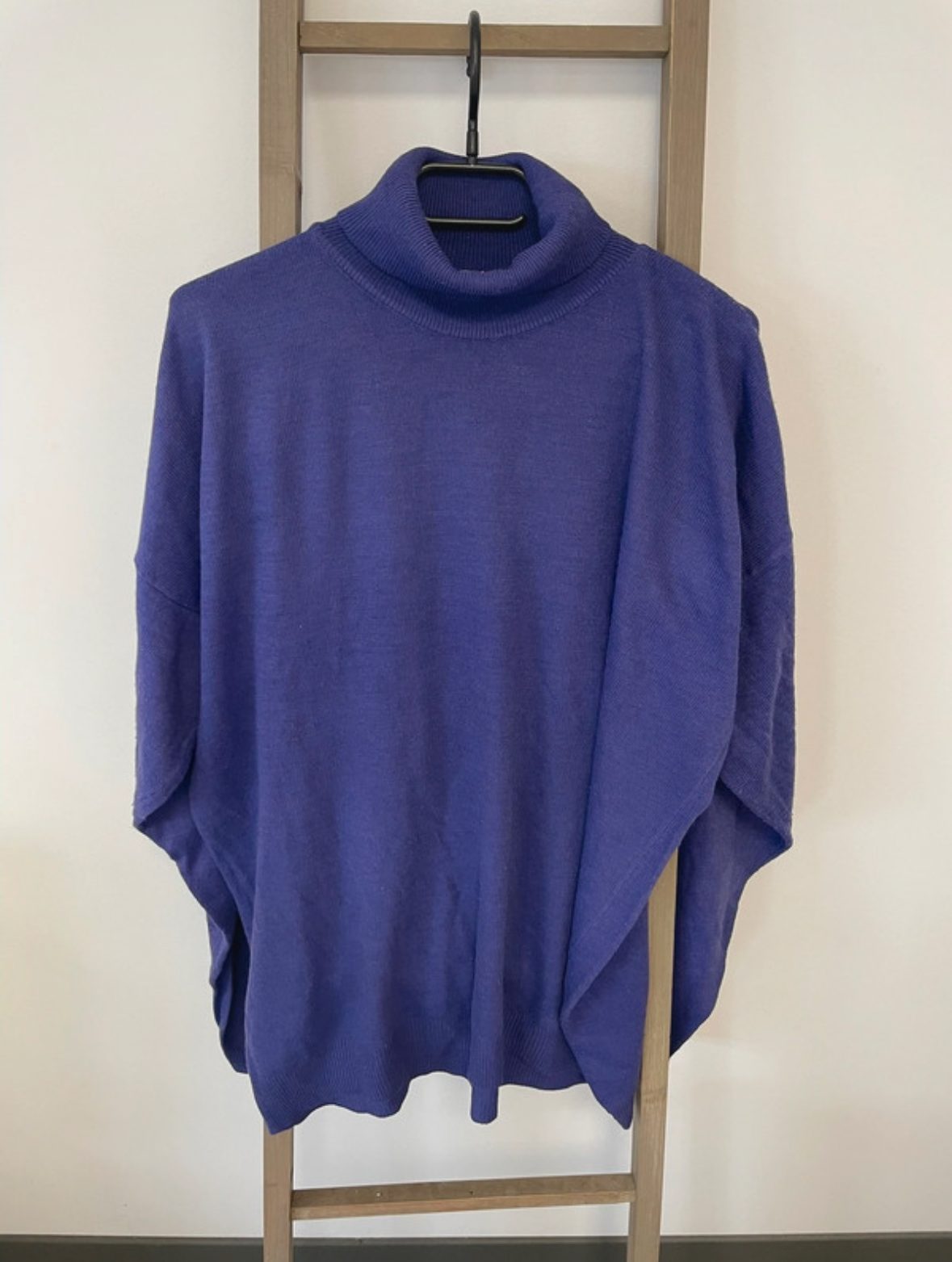 Pull col roulé violet foncé, TU