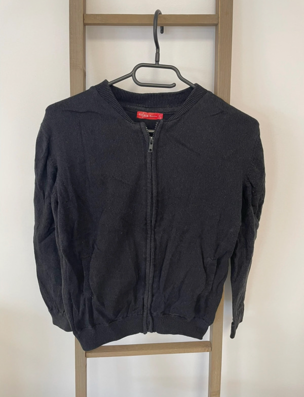 Gilet zippé noir, Tissaia, 14 ans