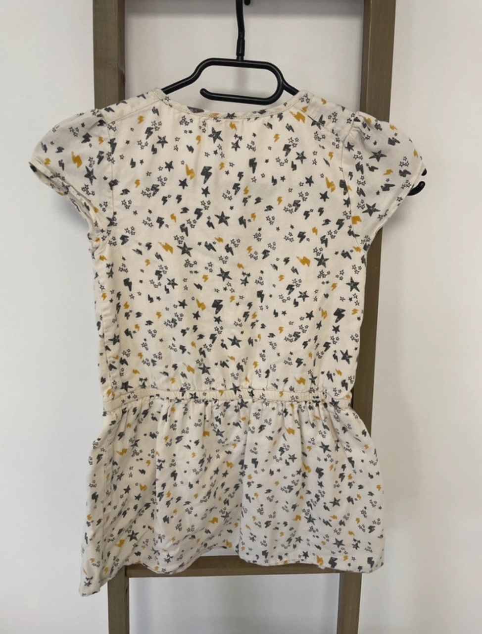 FBER87 robe avec zip étoile bleu et jaune ,tape à loeil, DOS