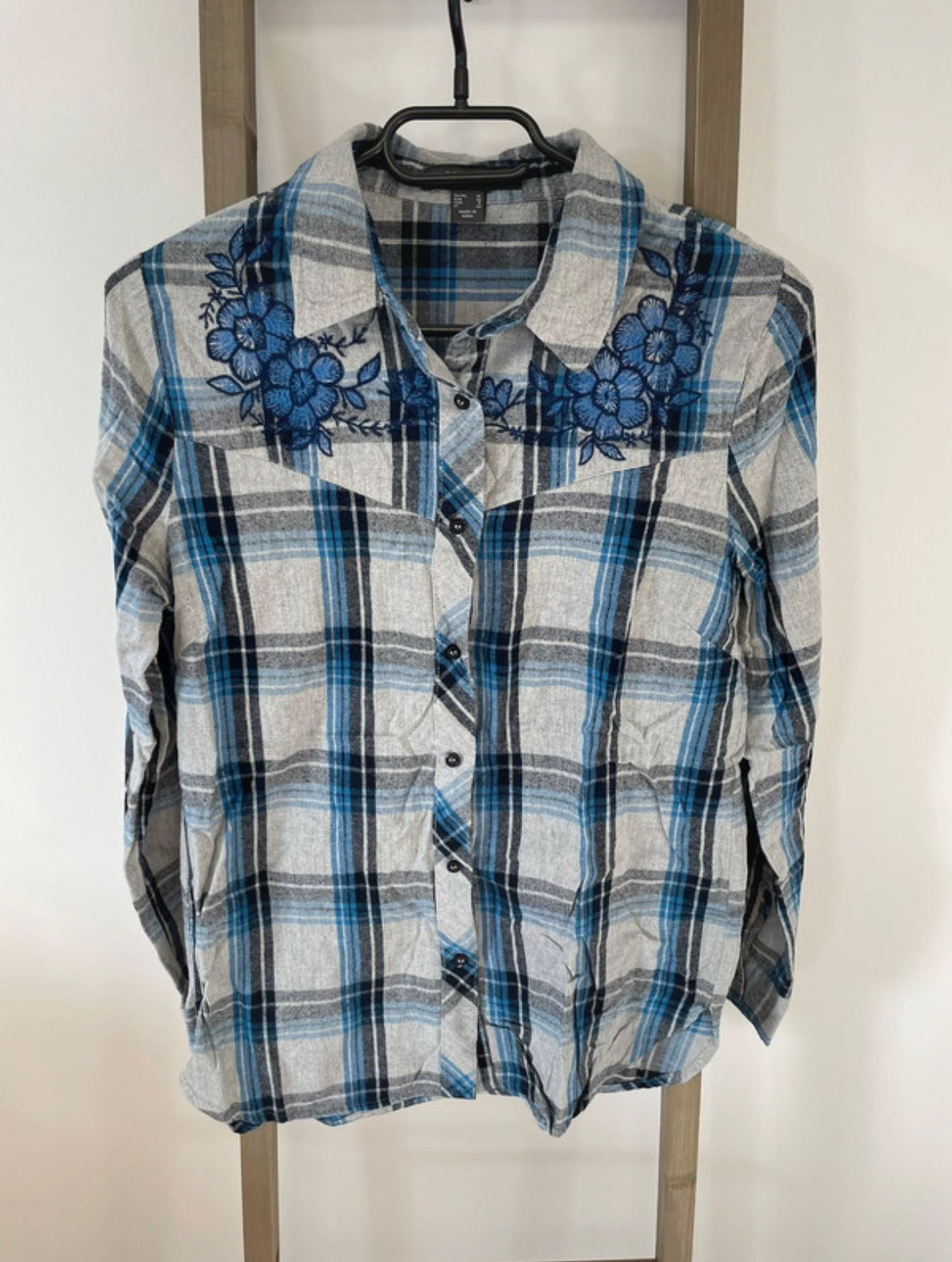 Chemise à carreaux gris et bleu fleuri, Primark, 38