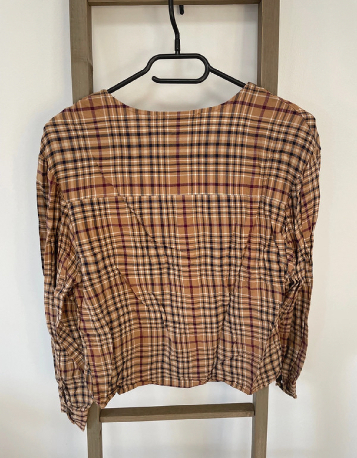 CMEN46 chemise beige et marron a carreaux col v, DOS