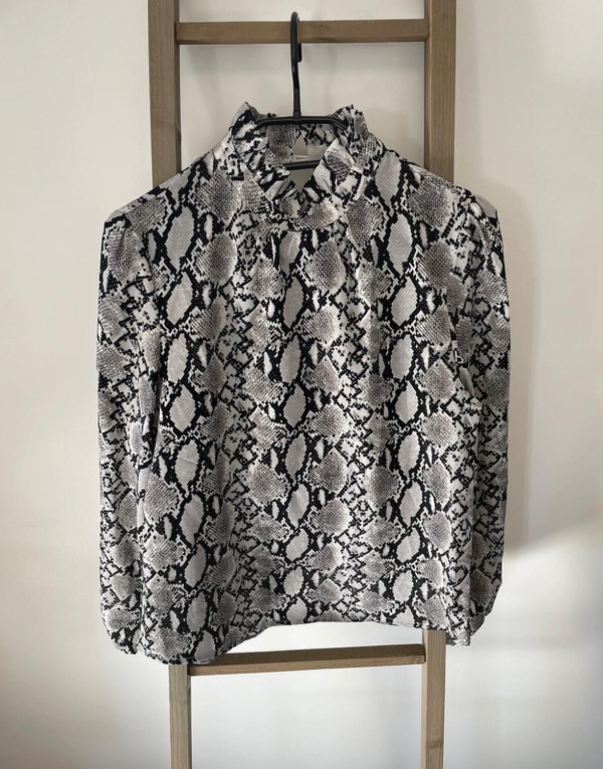 Blouse serpent gris, Shein, XS