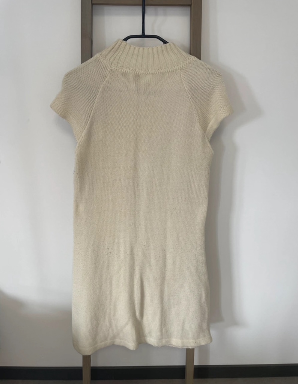 MCAL226 robe pull beige avec manchons, DOS