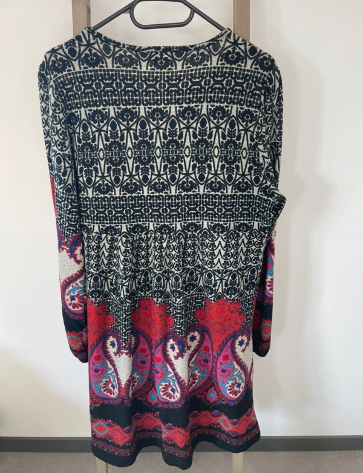 CADD20 robe manches longues a motifs, DOS