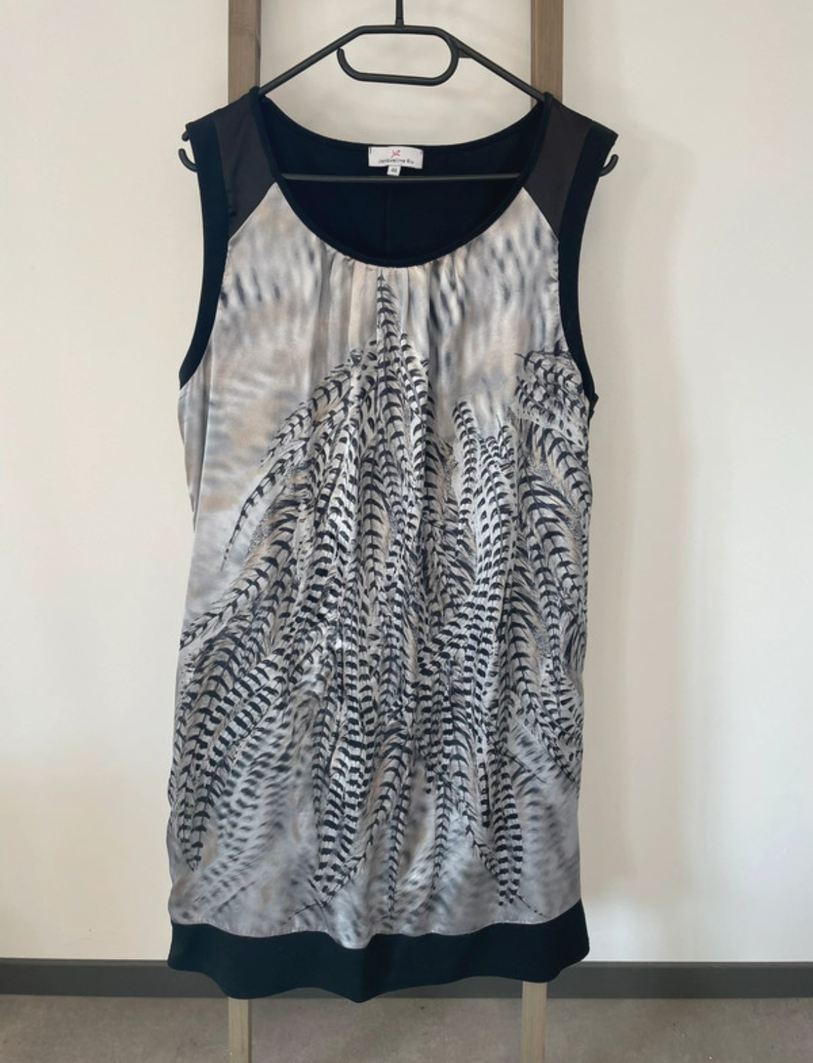 Robe mi longue sans manche noir et gris, Jacqueline Riu, 46