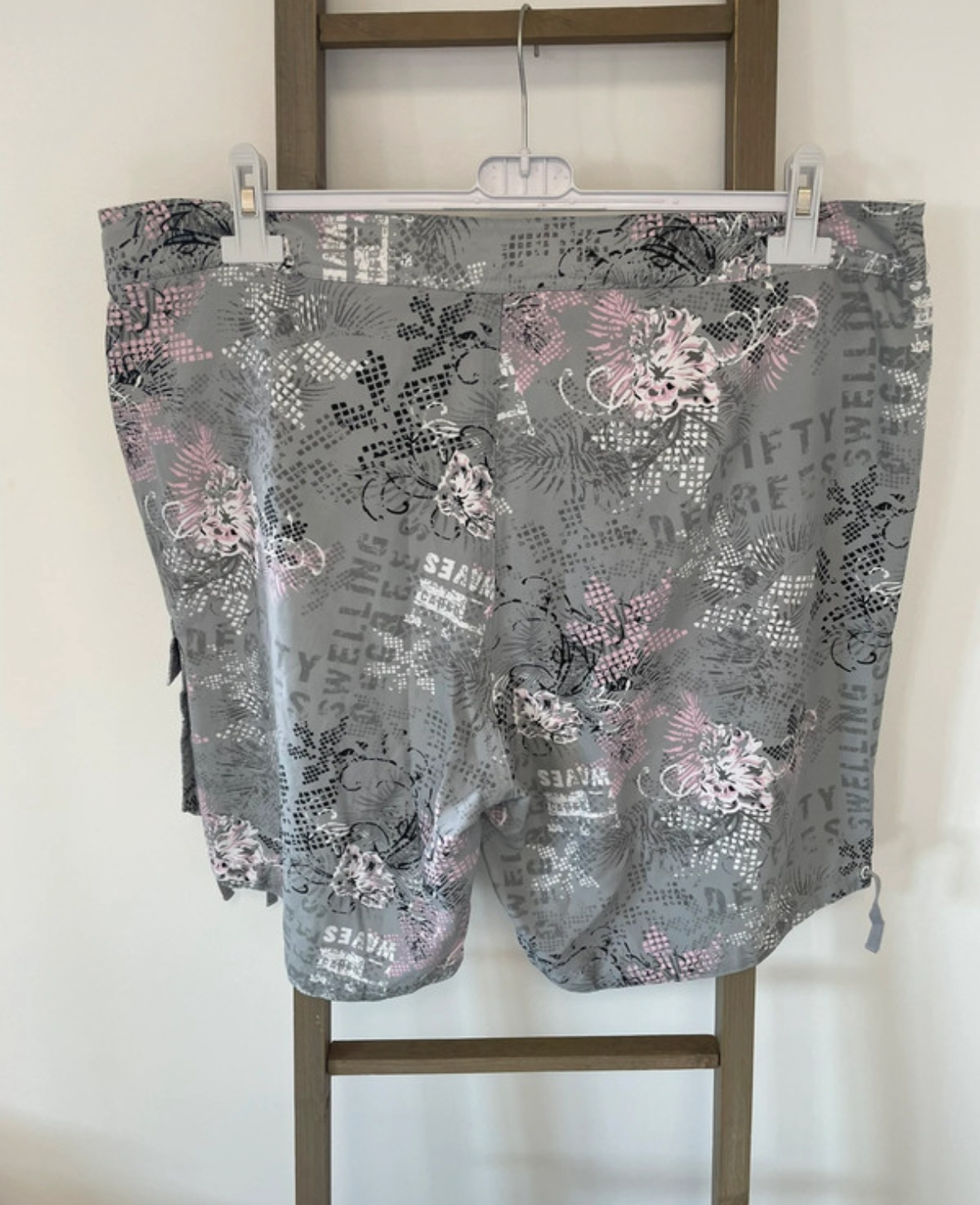 CADD64 short de bain gris et rose, la halle, DOS