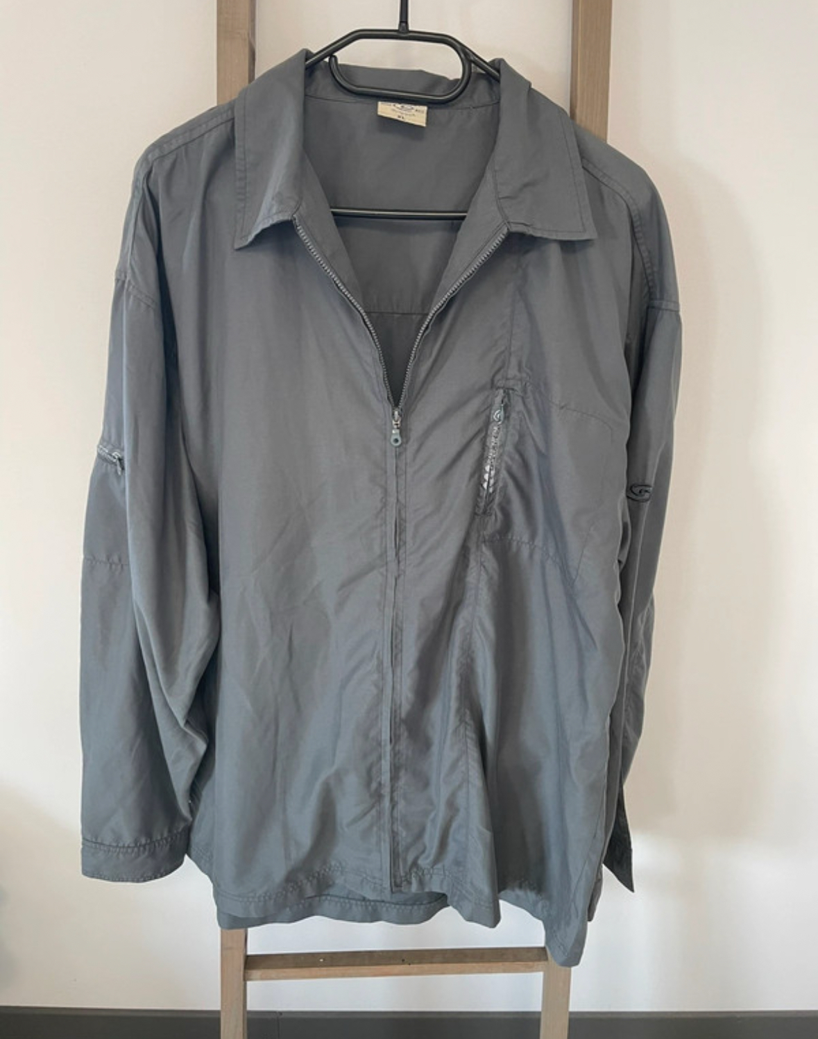 Veste grise, zippé, Banghera, XL