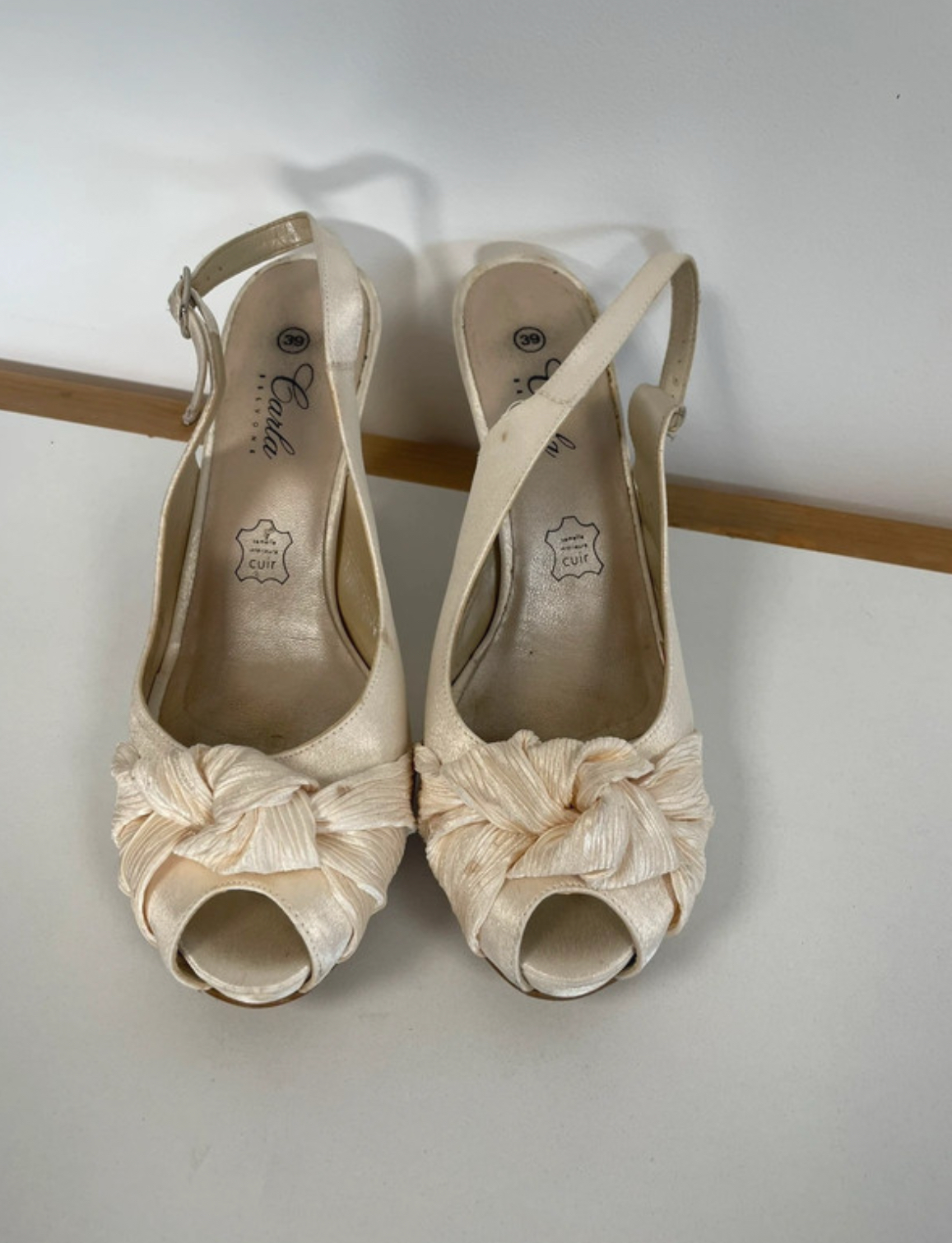 Sandales beige noué, Carla Belvone, 39