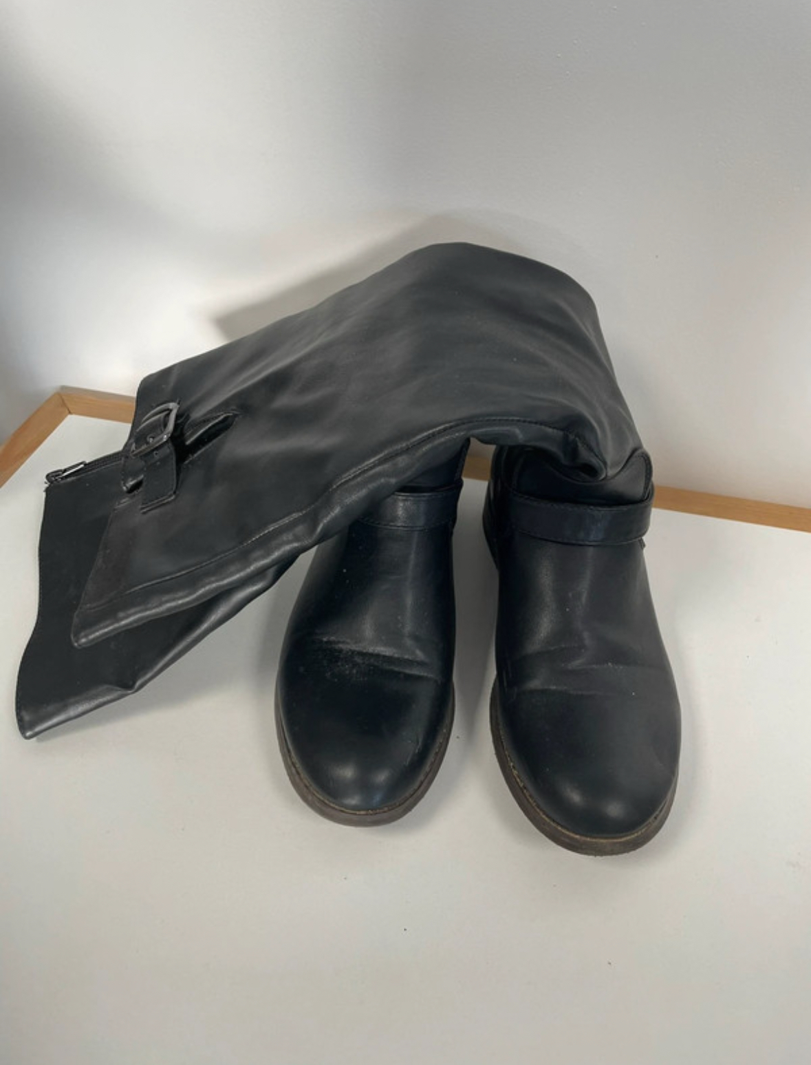 CADD101 bottes noires a plat en cuir, cable, 39