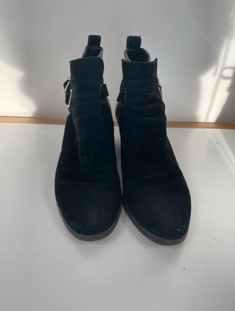 Bottines noires, effet serpent, La Halle, 39