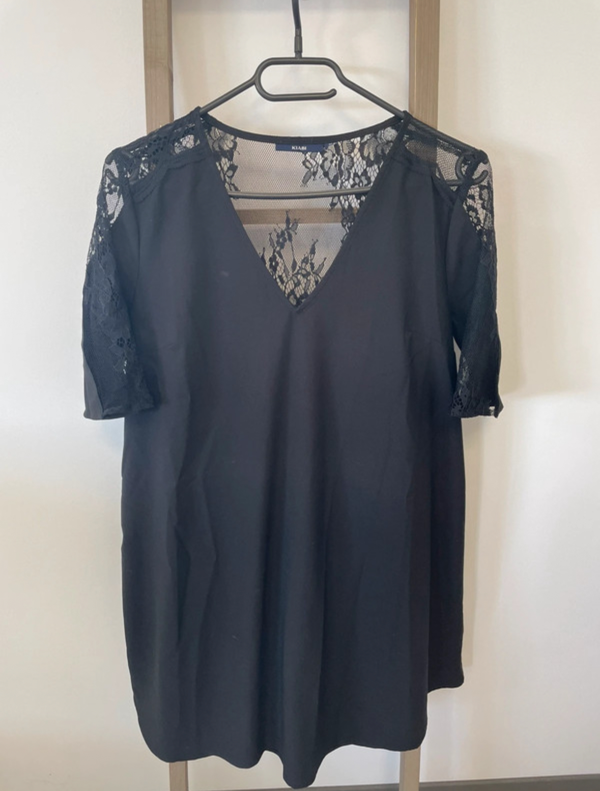 Robe noire avec dos et manches en dentelle, Kiabi, 38
