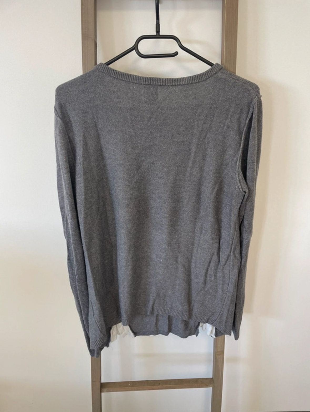 MPER02 pull gris wild, miss captain DOS