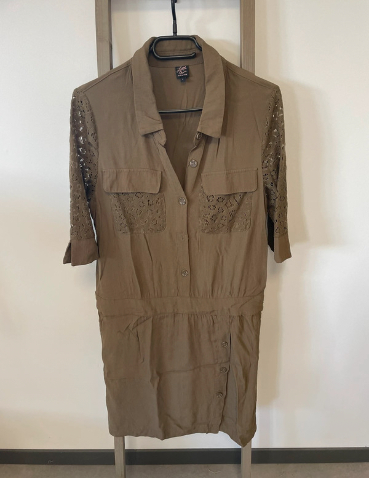 MPER15 robe kaki manches 3 4 dentelle, Little miss captain tortue, L