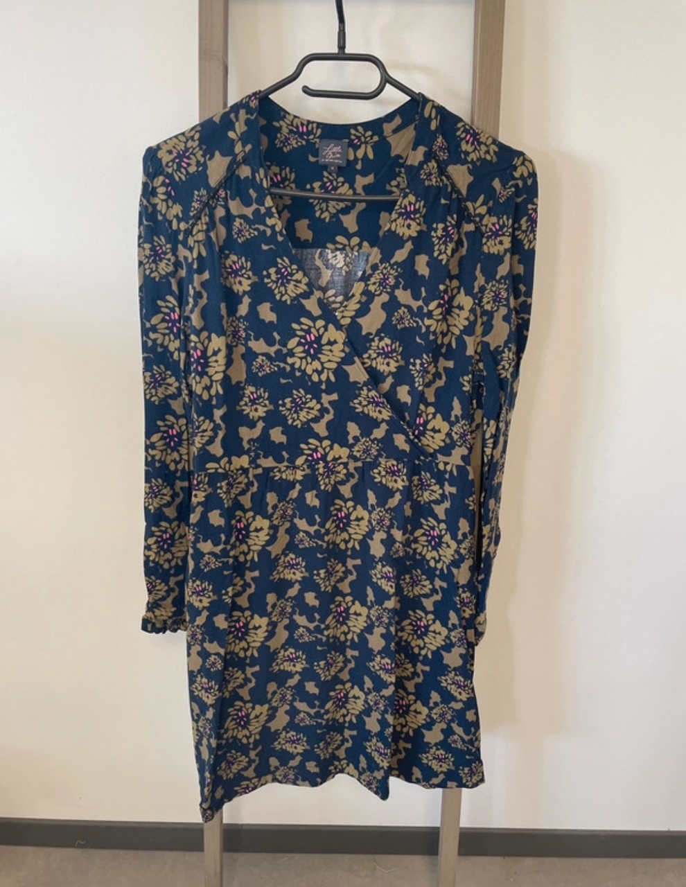 MPER22 robe cache coeur kaki et noir, Little miss captain tortue, M