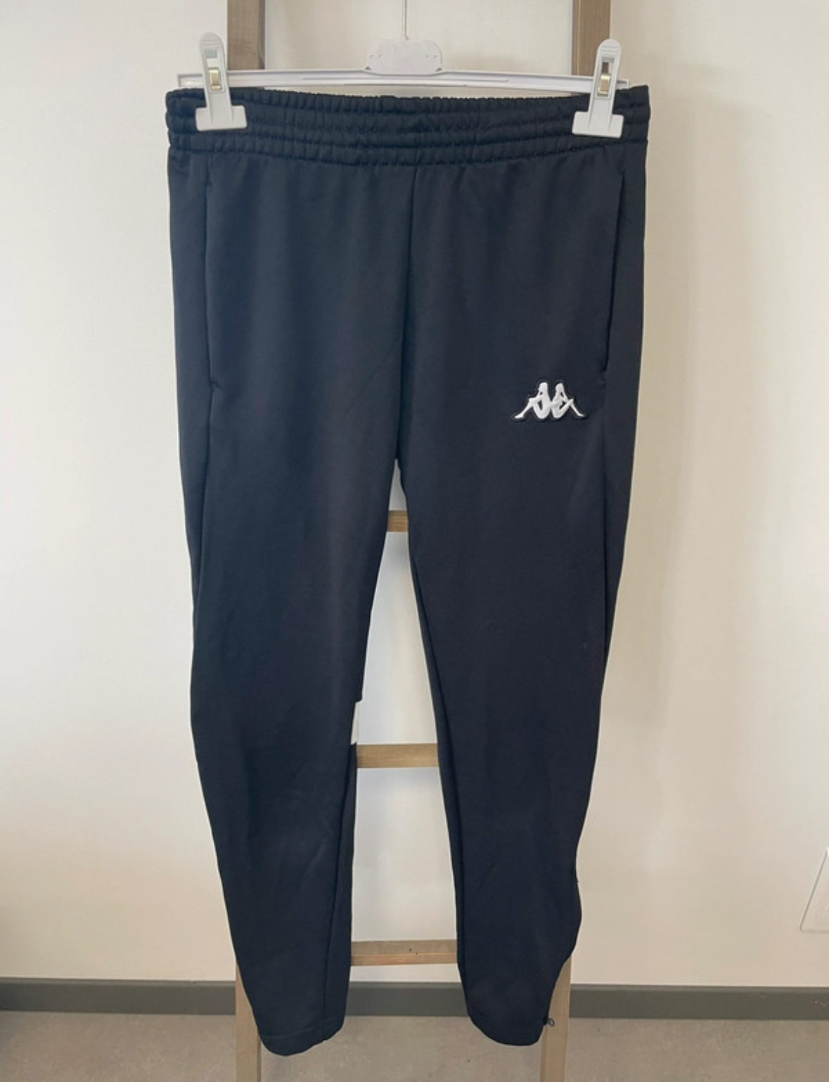 Jogging noir, Kappa, S
