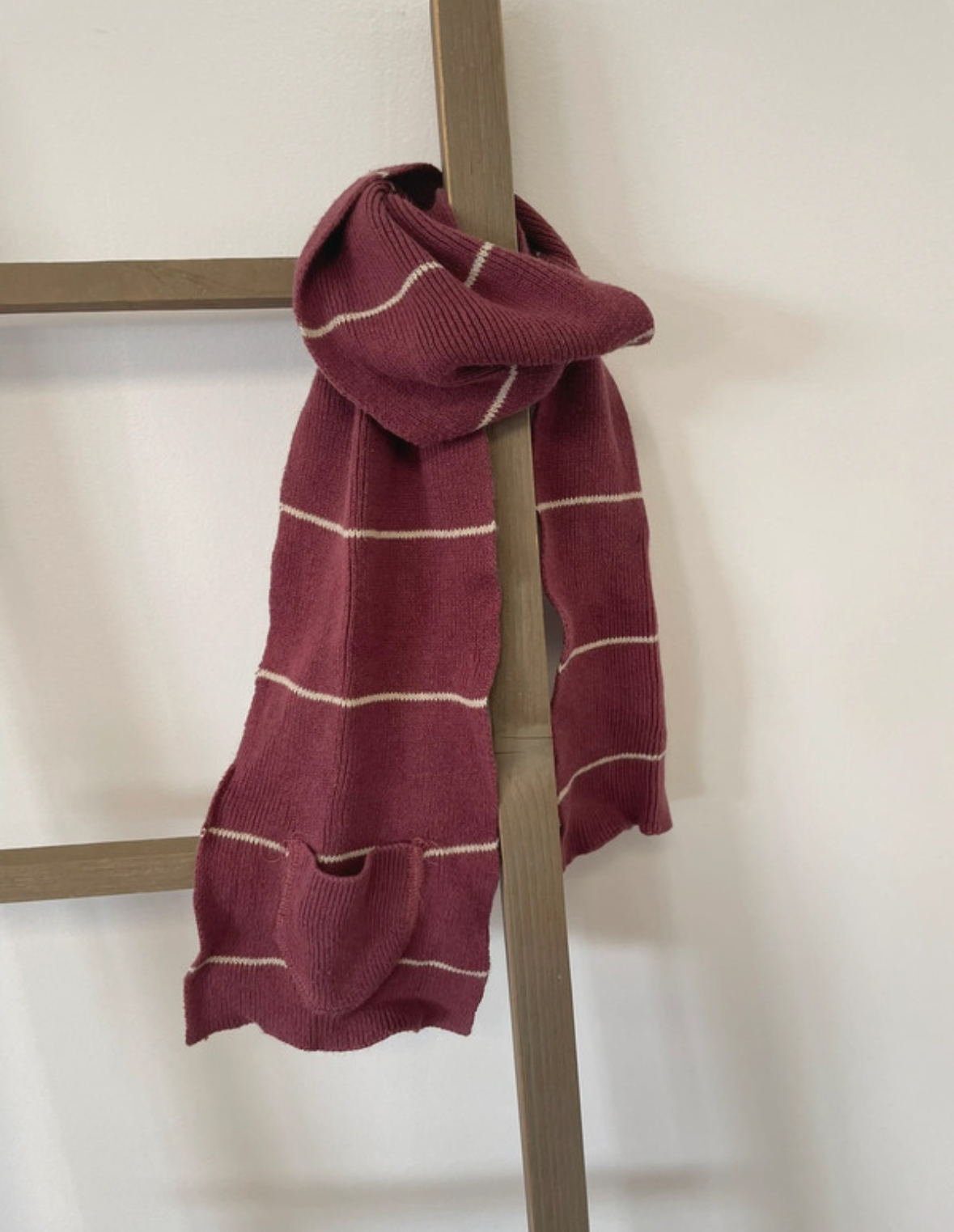Echarpe bordeaux avec rayures beiges, Pick Ouic, 71/74 cm