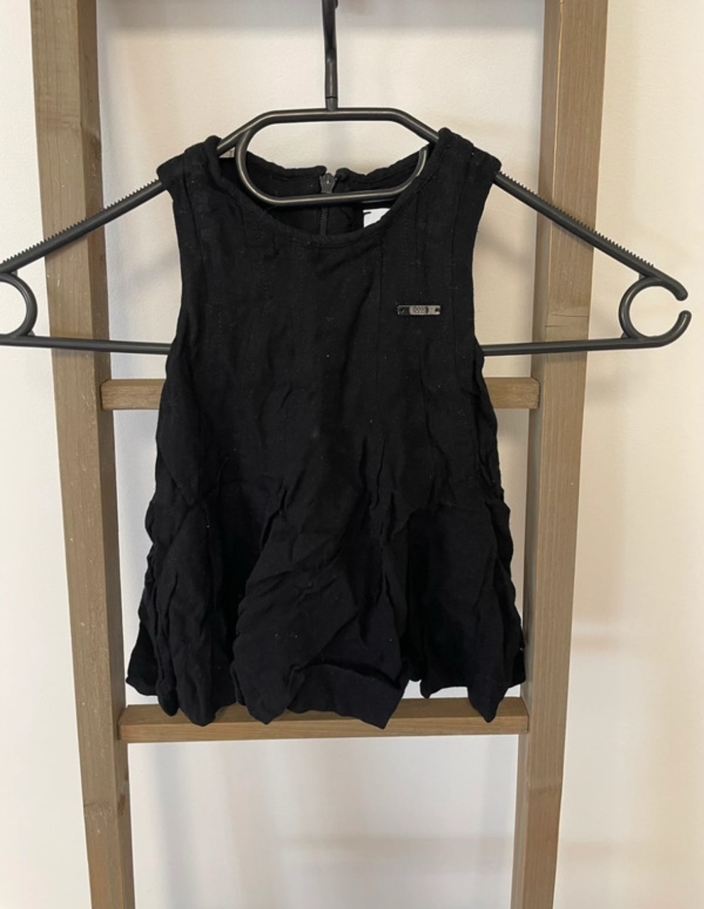 Robe noire sans manche, Hugo Boss, 6 mois