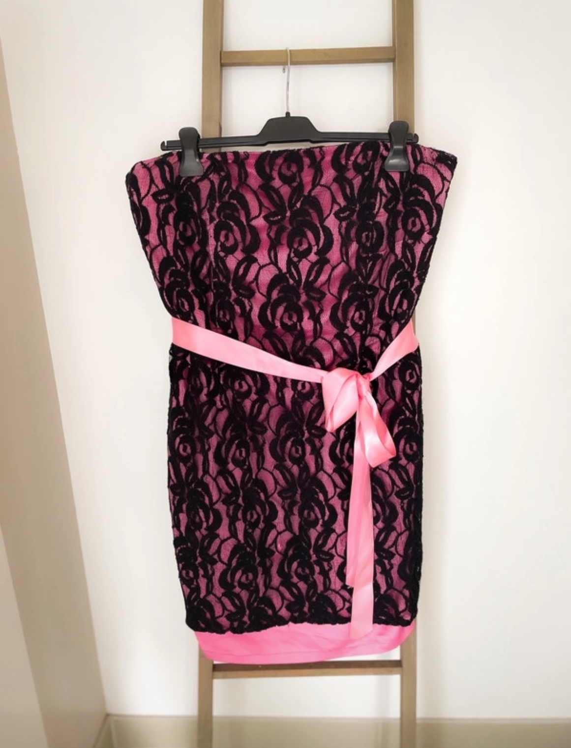 Robe dentelle rose et noir, Novas Tendencias, XXL