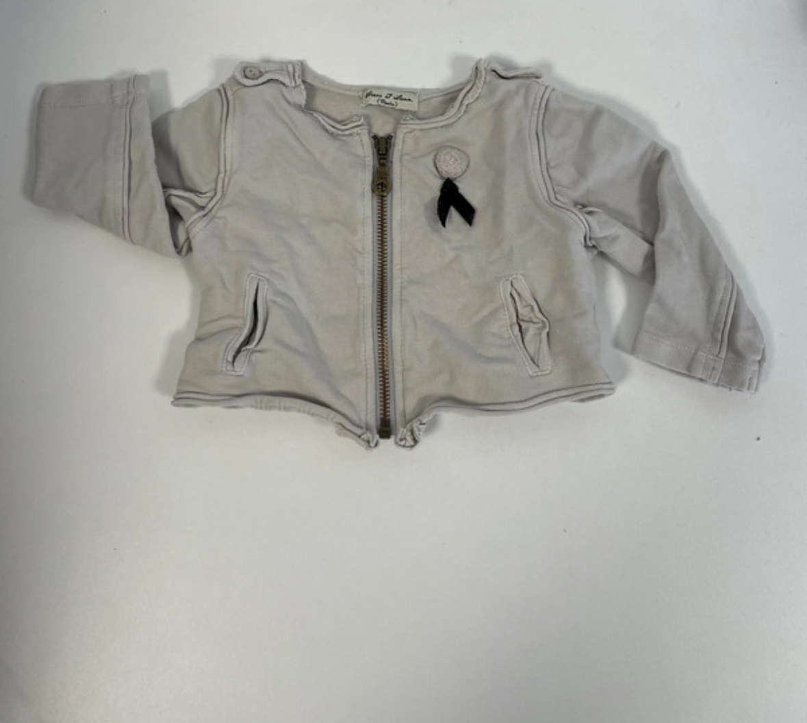 Gilet gris zippé avec noeud, Eliane et Lenna, 12 mois