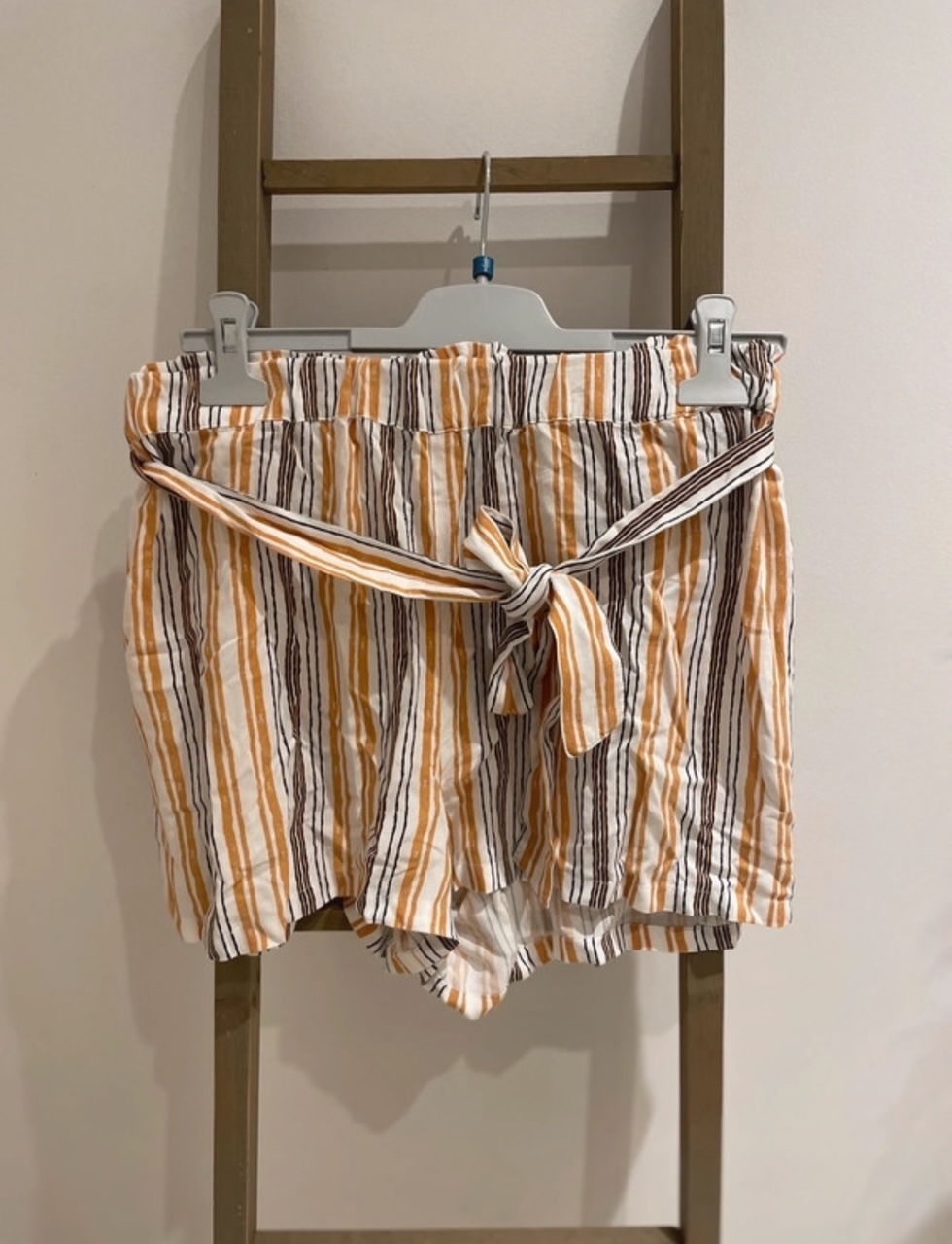 Short rayé marron et orange, La Halle, 40