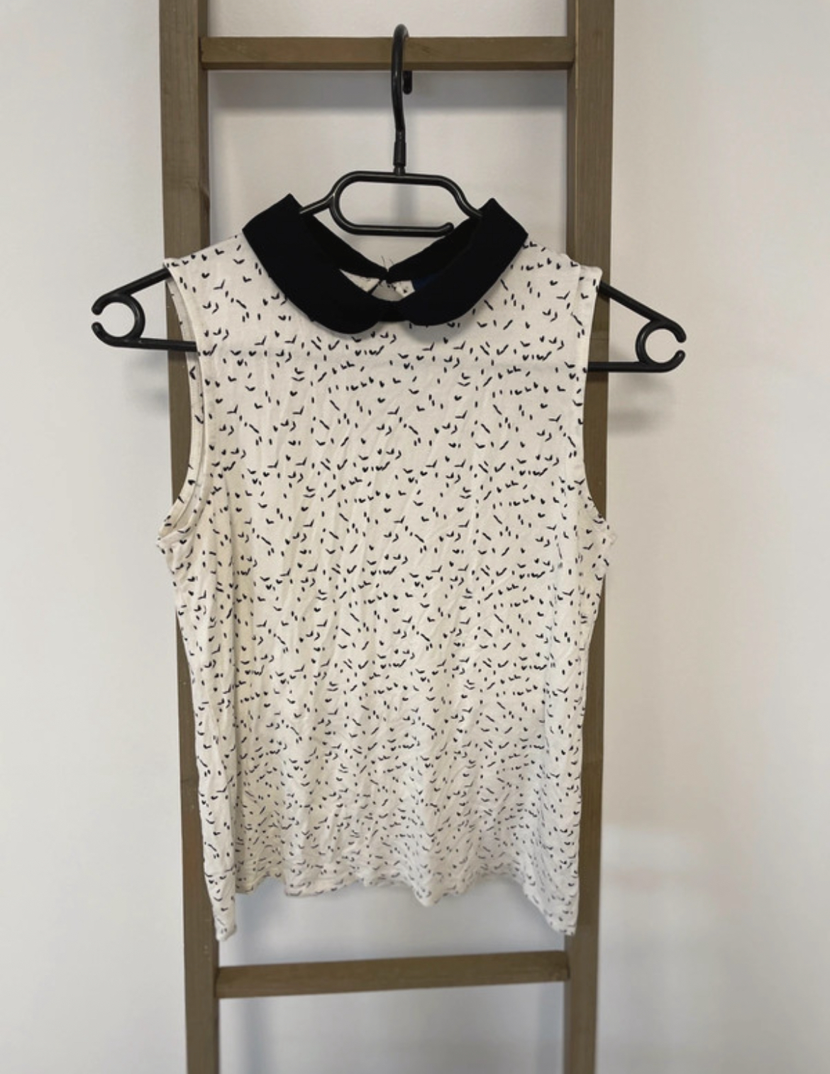 Top blanc, col claudine noir, Kiabi, S