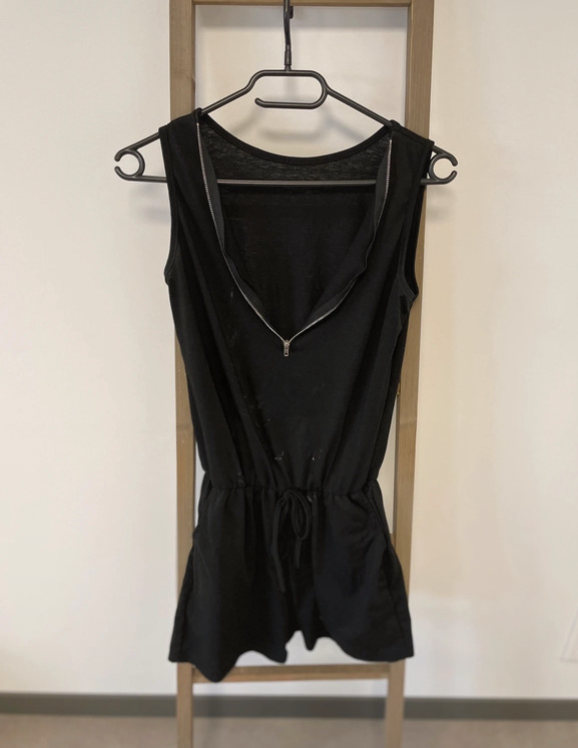 Combishort noire, col zippé, M