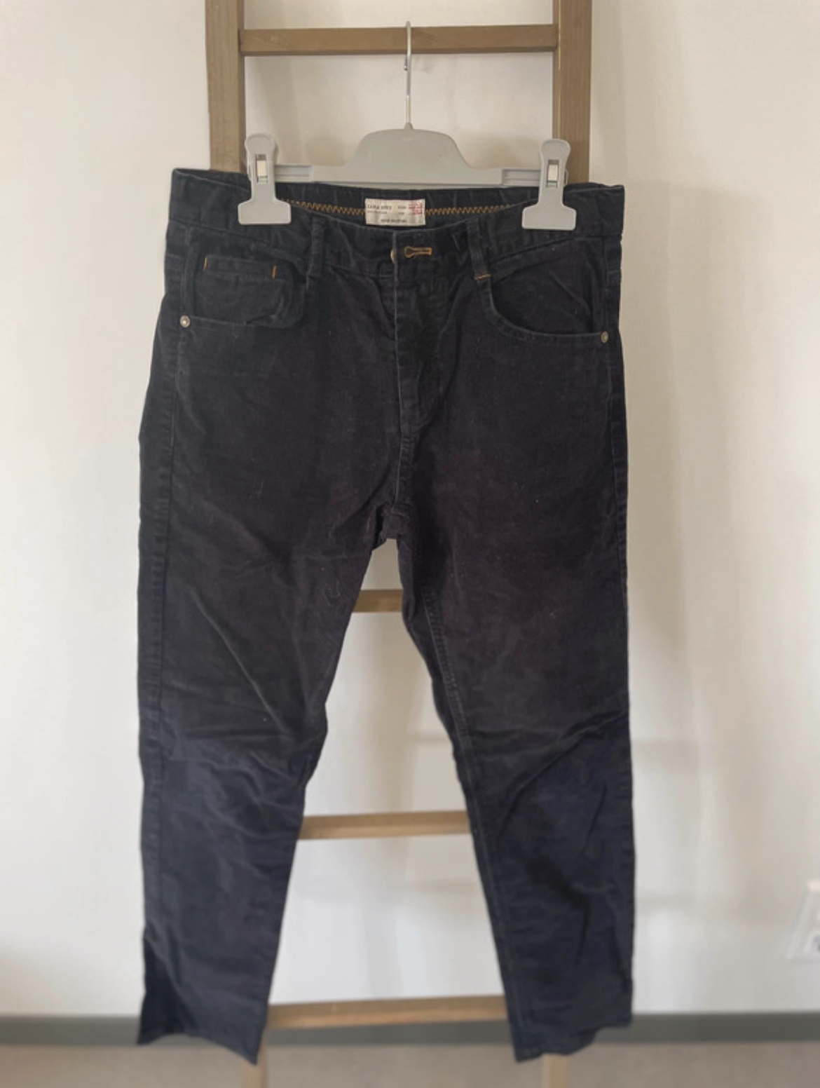 Jean en velours côtelé  noir, Zara, 11/12 ans