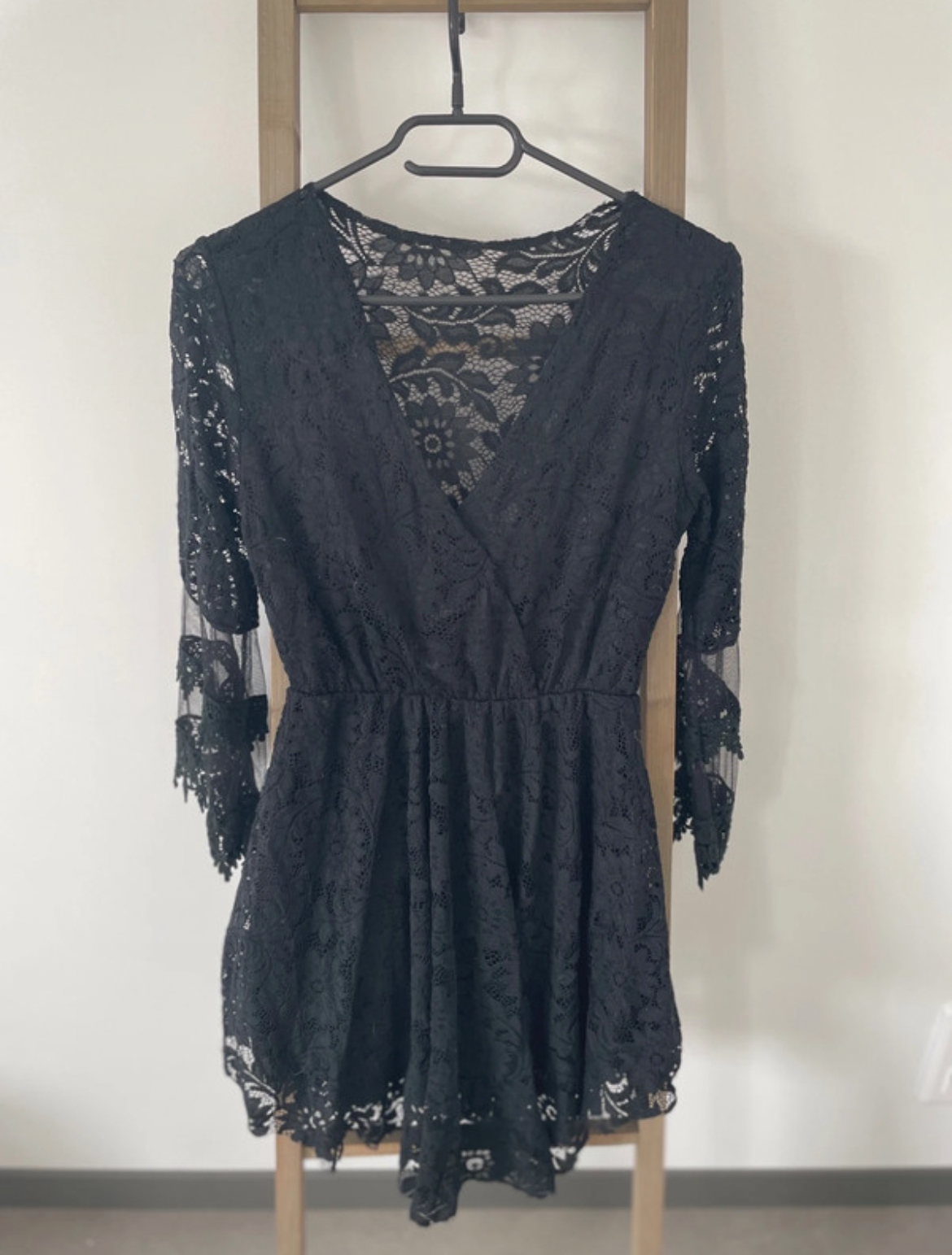 Robe noire en dentelle, 38/40