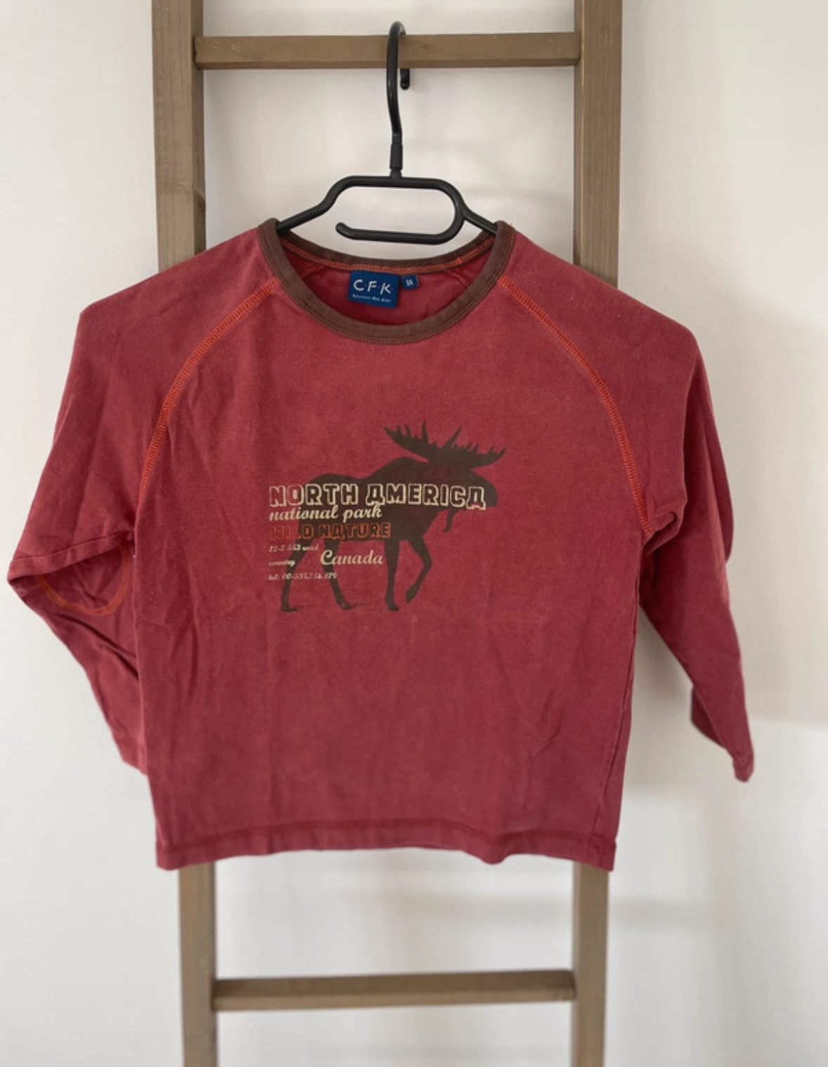 Tshirt rouge, Cfk, 8 ans