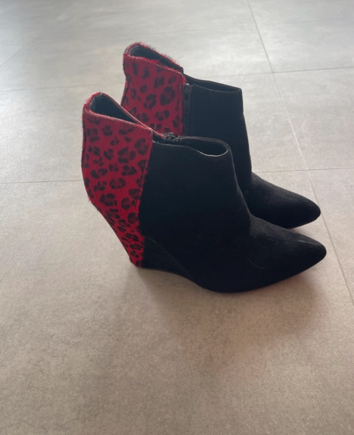 Bottines noir et rouge, Texto, 40