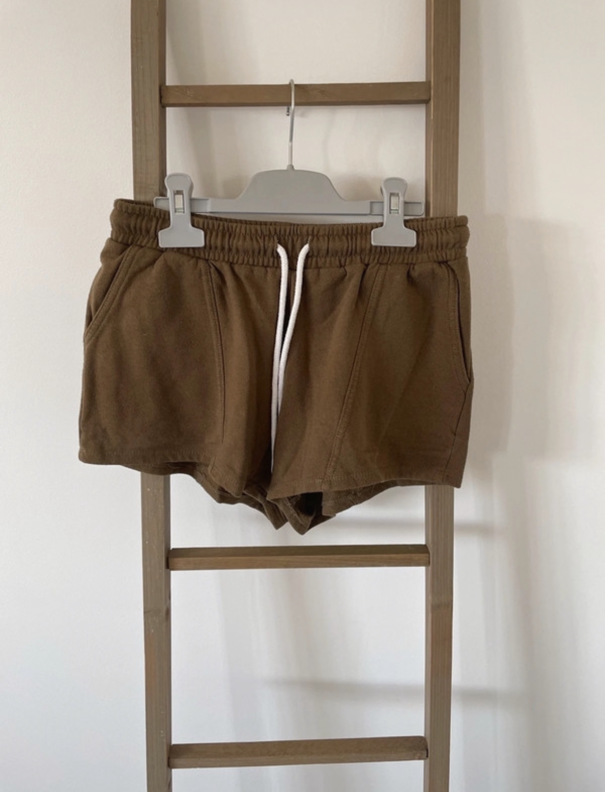 Short kaki, 36