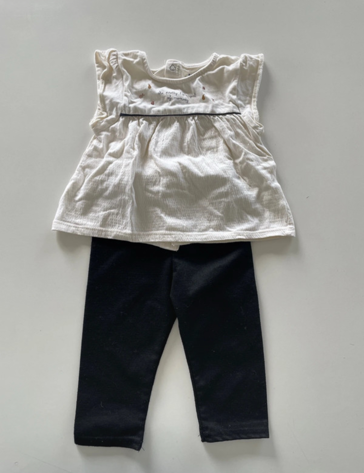Ensemble pantalon noir et top beige, Kiabi, 3 mois
