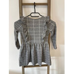 MCAL11 ROBE GRISE A VOLANTS C&A 6 ANS DOS