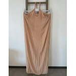 FBER11 ROBE BEIGE PLISSEE DOS NU MOUSSELINE M