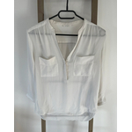 CMEN38 blouse blanche col v poche poitrine, manche 3 4 en mousseline