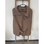 MVAN02 poncho tricote marron avec ceinture, beste moutain, tu