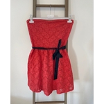 MVAN14 robe bustier dentelle rouge avec ceinture noire, cache cache, 40