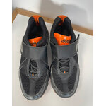 CADD98 baskets noir et orange atemi, 2