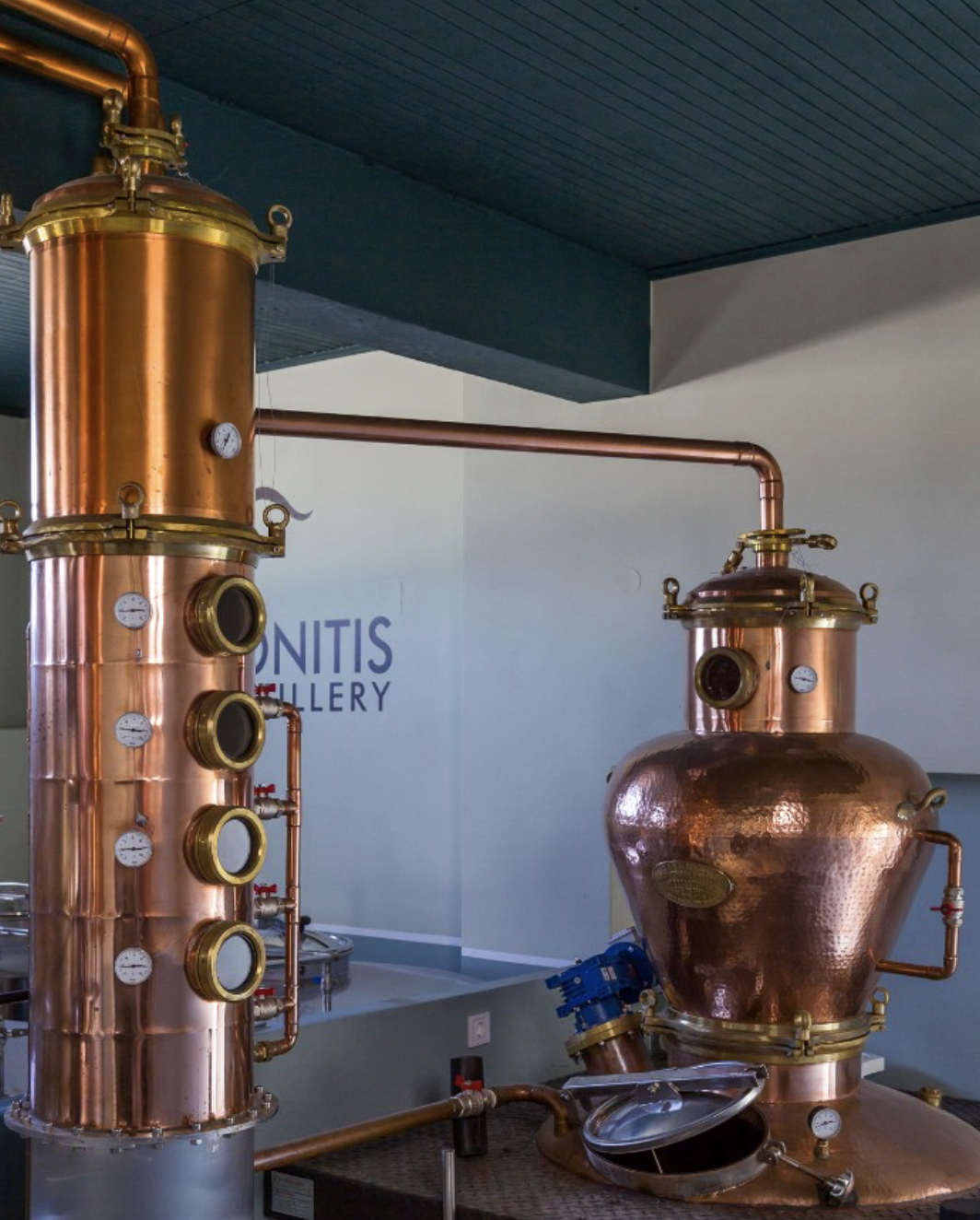 MAKRYONITIS_DIstillery