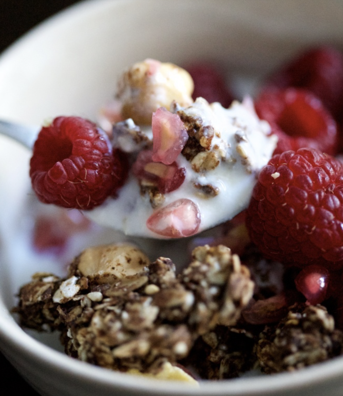Granola Croquant aux Flocons Avoine Complète Caroube Miel de Crète Amandes et Cacahuètes 375g 2