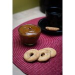 Un cadre réconfortant composé de dulce de leche, de biscuits et de café, parfait pour un après-midi chaleureux à São Paulo