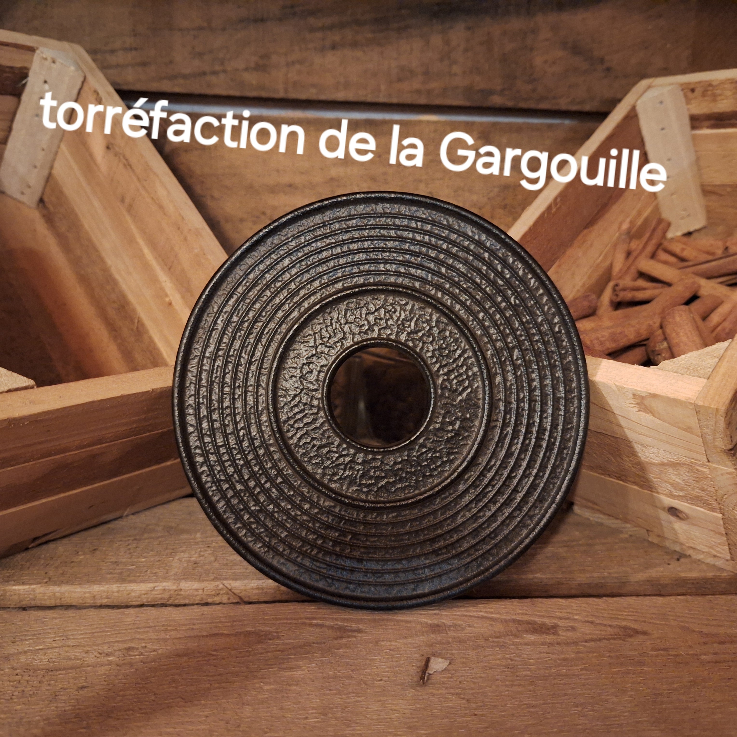 Sous Théière en Fonte Noire