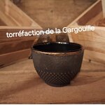 tasse-en-fonte-noire-et-doree (1)