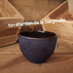 tasse-en-fonte-bleue-et-doree (1)