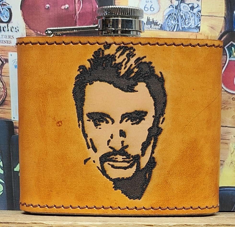 Flasque Johnny Hallyday